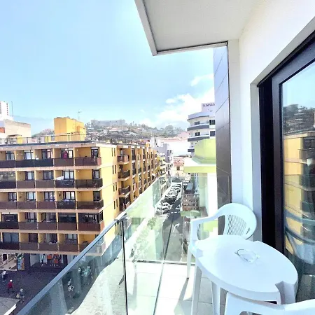 Studio With Balcony, Pool With View, Sea In Puerto De La Cruz Apartment *